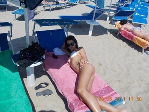 Cristina from Louisiana is looking for adult webcam chat